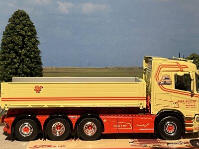 Tekno Tekno Scania Next Gen R520 8x2 NCH met container haakarm PER E. NIELSEN