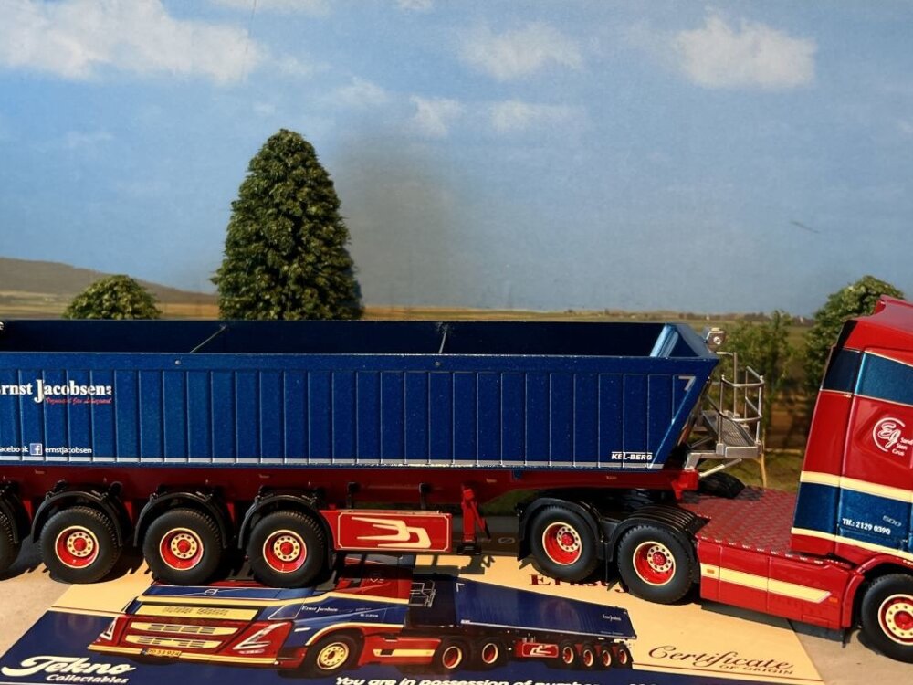 Tekno Tekno Volvo FH05 met 4-as Deense kipper ERNST JOCOBSEN