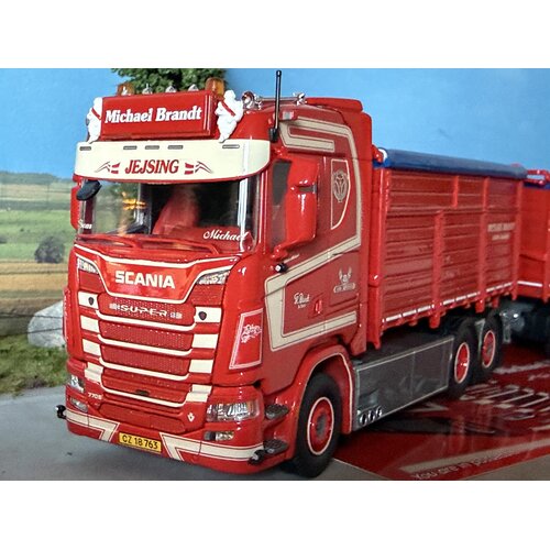 Tekno Tekno Scania Next Gen 770S-V8 motorwagen met 4-as aanhanger MICHAEL BRANDT