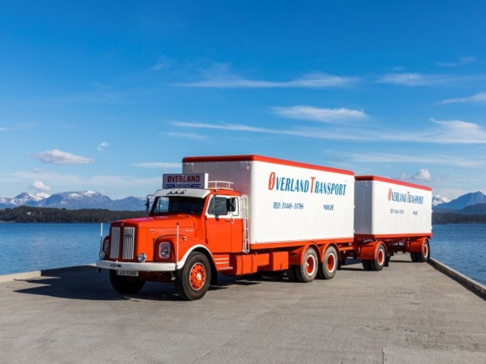 Tekno Tekno Scania Vabis LS76 motorwagen met aanhanger OVERLAND