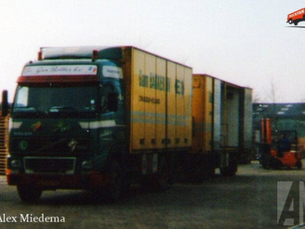 Tekno Tekno Volvo FH12 motorwagen met 2-asssige aanhanger GAM BAKKER