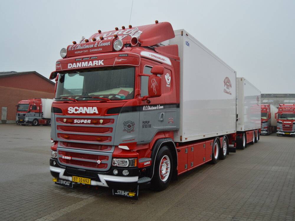 Tekno Tekno Scania R-Streamline rigid truck with 3-axle trailer NC. CHRISTENSEN