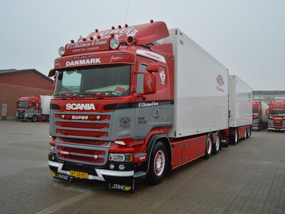 Tekno Tekno Scania R-Streamline rigid truck with 3-axle trailer NC. CHRISTENSEN