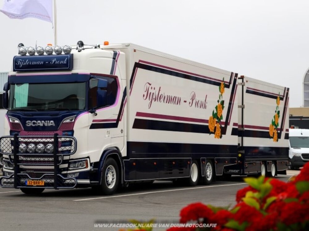 Tekno Tekno Scania Next Gen S520-V8 Highline motorwagen met wipkar TIJSTERMAN - PRONK