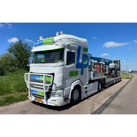 WSI DAF XG+ 4x2 with 3-axle semi lowloader with ramps LOGISTIC PARTNER