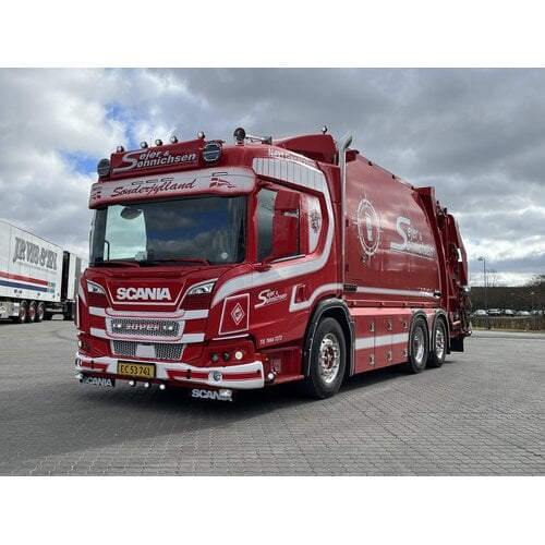 Tekno Tekno Scania L motorwagen met vuilnis opbouw SEJER & SONNICHSEN