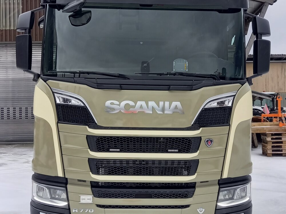 Tekno Tekno Scania Next Gen R-Highline 6x4 met Goldhofer dieplader BERGEN VON