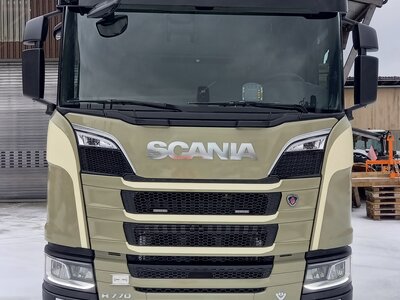 Tekno Tekno Scania Next Gen R-Highline 6x4 met Goldhofer dieplader BERGEN VON
