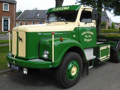 WSI WSI Scania L85 Daycab Torpedo 4x2 FLIKKEMA