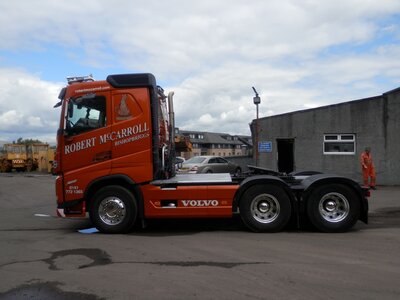 WSI WSI Volvo FH05 lowroof 6x4 with 3-axle lowloader ROBERT McCARROLL Glasgow Scotland