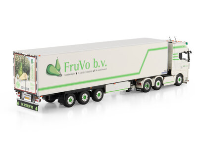 WSI WSI MAN TGX GX 6x2 with 3-axle twin steer reefer trailer  FRUVO B.V.