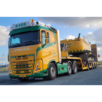 WSI Volvo FH5 sleeper cab  6x2 met 4-assige semi wheel well dieplader P. VOS