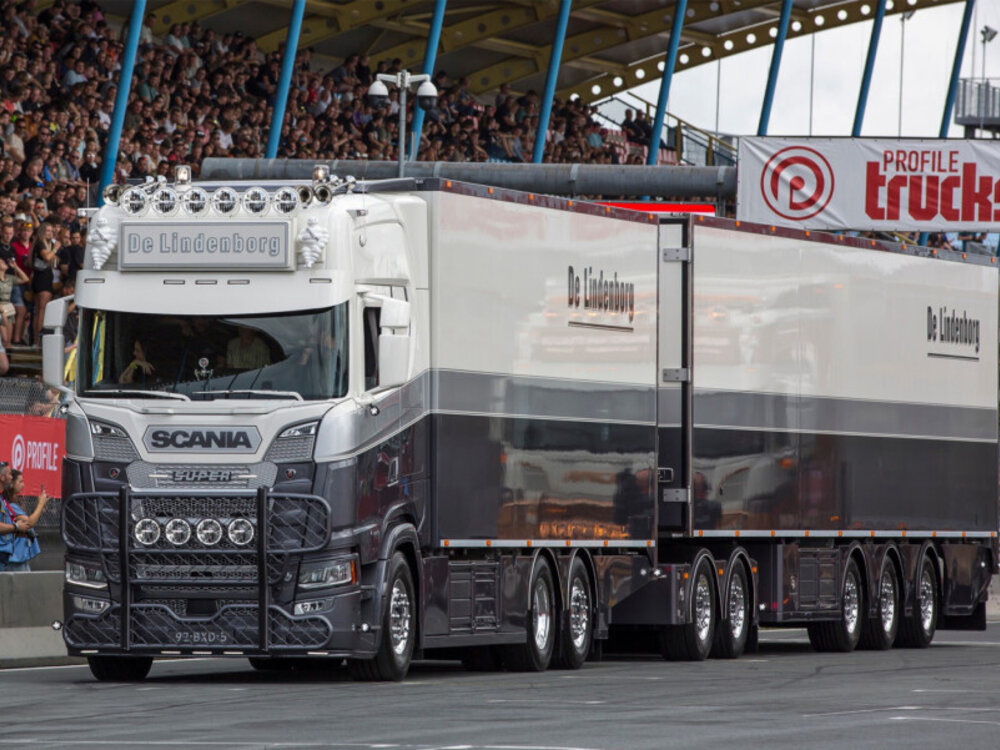 WSI WSI Scania R Highline 6x2 riged reefer truck with reefer trailer + LZV dolly low DE LINDENBORG