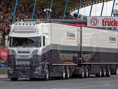 WSI WSI Scania R Highline 6x2 riged reefer truck with reefer trailer + LZV dolly low DE LINDENBORG