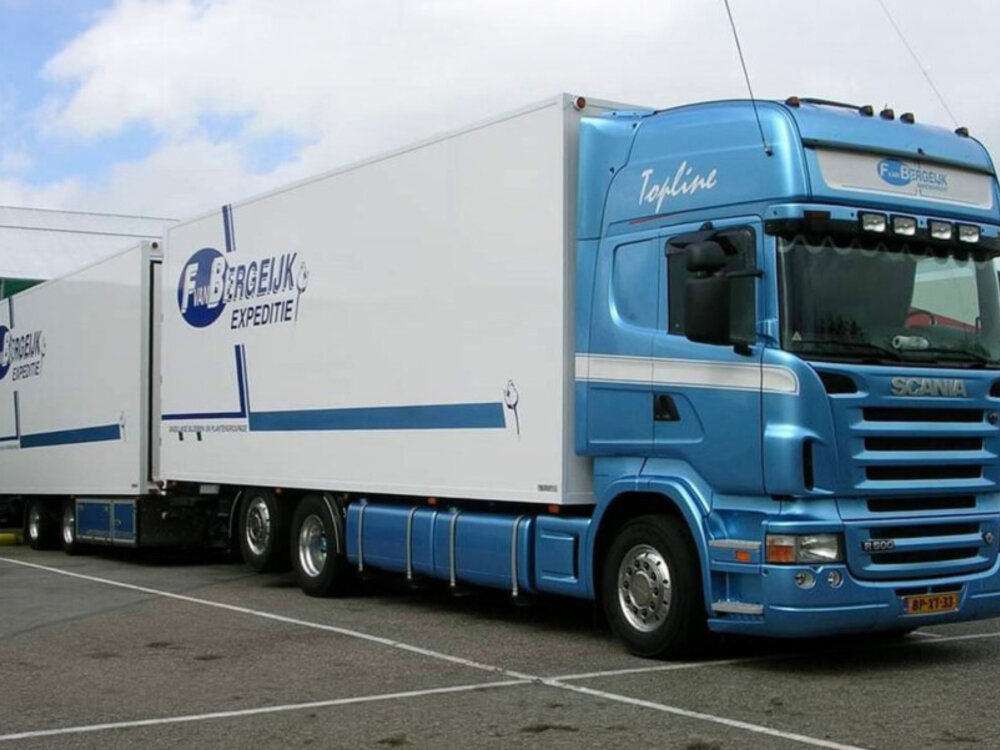 WSI WSI Scania R5 Topline 6x2 riged reefer truck with 2-axle reefer trailer F VAN BERGEIJK