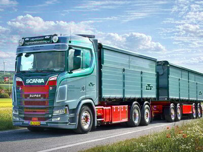 IMC IMC Scania S Highline 6x2 with 2-axle trailer and 2-axle dolly LOGUM KLOSTER