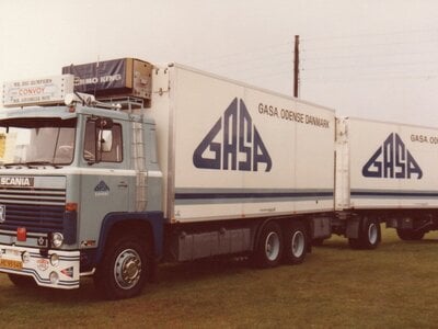 Tekno Tekno Scania 141 rigid truck with 2-axle trailer GASA ODENSE