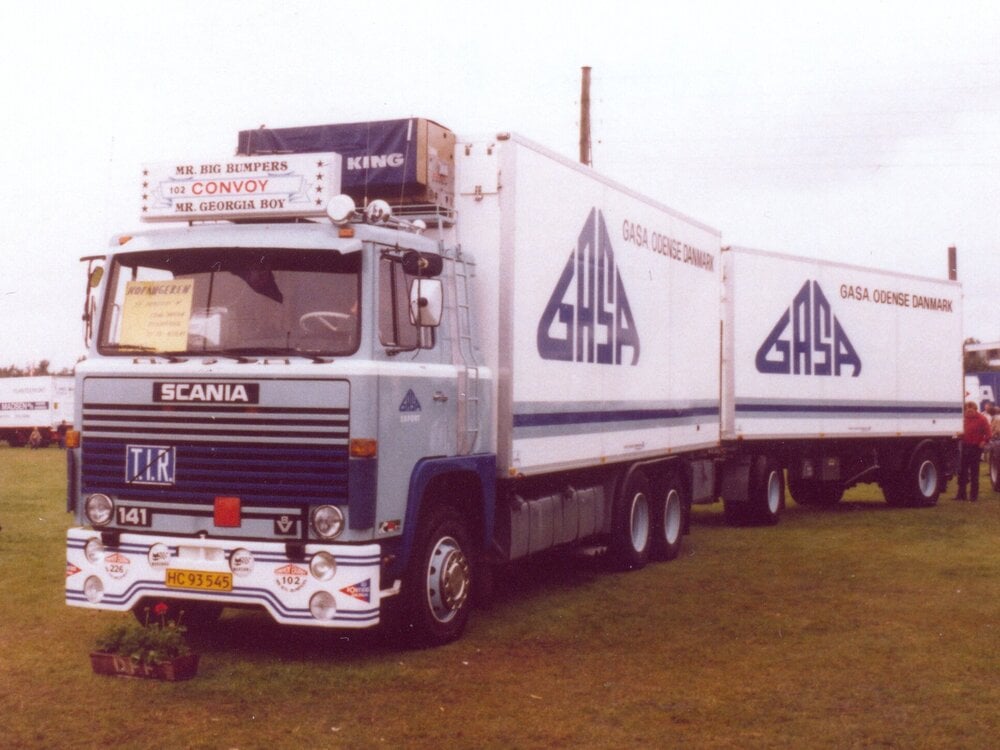 Tekno Tekno Scania 141 rigid truck with 2-axle trailer GASA ODENSE