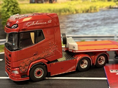 WSI WSI DAF XG+ with 3-axle lowloader ADVANCE CONTRUCTION SCOTLAND