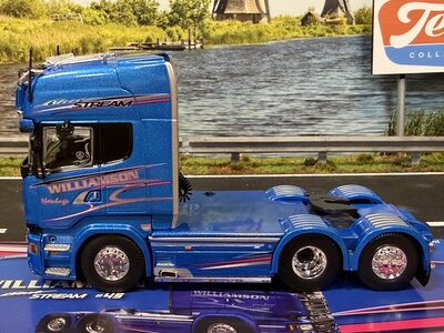 Tekno Tekno Scania R730 Streamline 6x2 sleepas trekker WILLIAMSON