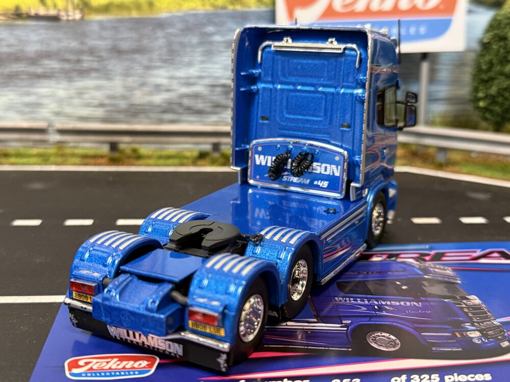 Tekno Tekno Scania R730 Streamline 6x2 sleepas trekker WILLIAMSON