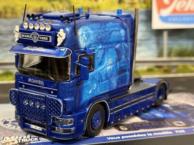 Tekno Tekno Scania 4-serie Longline 4x2 TRANSRAPID "Game of thrones"