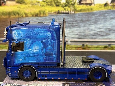 Tekno Tekno Scania 4-serie Longline 4x2 TRANSRAPID "Game of thrones"