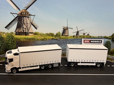WSI WSI "EXCLUSIVE" Volvo FH4 Glob. 6x2 Rigid truck with curtainside trailer