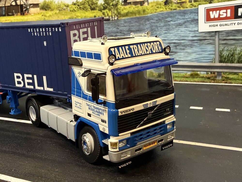 WSI WSI Volvo F12 Glob. met 3-as container trailer + 2 x 20ft. container TAALE TRANSPORT