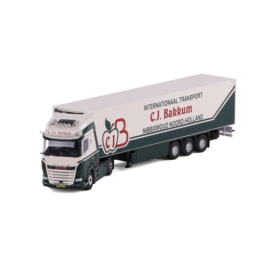 Cavallino Cavallino DAF XG+ met 3-as koeloplegger C.J. BAKKUM