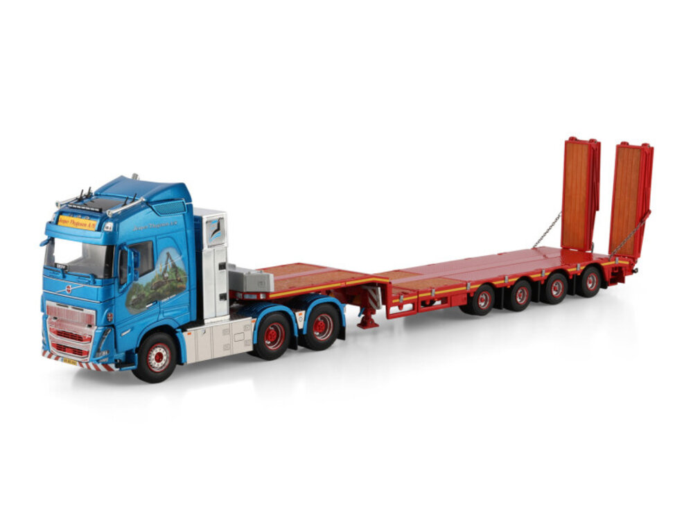 WSI WSI Volvo FH5 Globetrotter 6x4 with 4-axle semi low loader + ramps JESPER THYGESEN