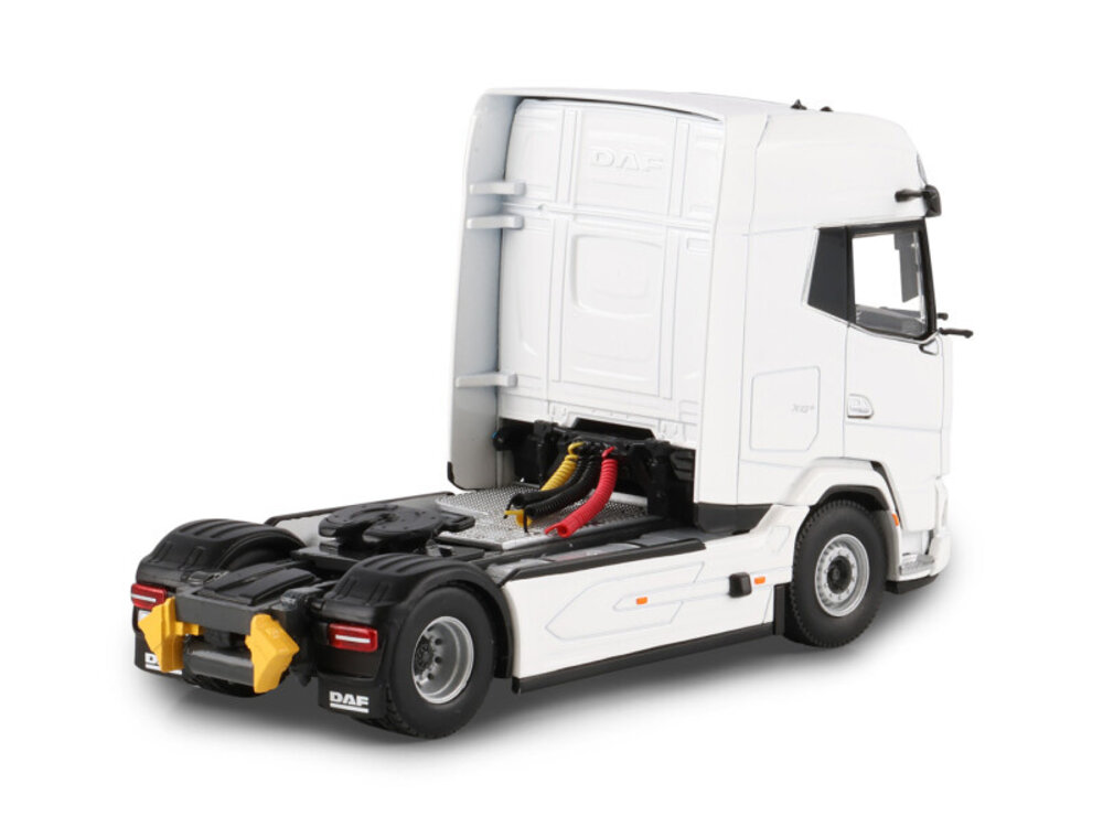 WSI WSI DAF XG+ MY25 4X2 WHITE LINE