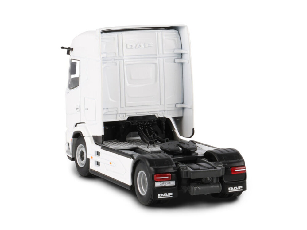 WSI WSI DAF XG 4X2 WHITE LINE