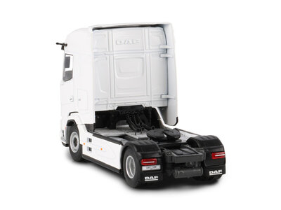 WSI WSI DAF XG 4X2 WHITE LINE