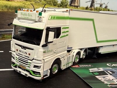 WSI WSI MAN TGX GX 6x2 met 3-as twin steer koeloplegger FRUVO B.V.