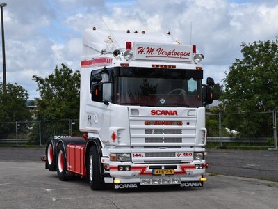 Tekno Tekno Scania 4-serie truck with 3-axle bricktrailer H.M. VERPLOEGEN