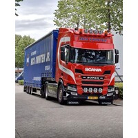 Tekno Scania NGR 4x2 Highline met 3-assige Meusburger trailer NICO KWINTEN