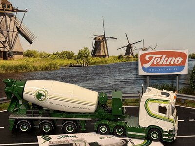 Tekno Scania Next Gen 530S with (new developed zamac) concrete mixer trailer PATRICK VAN DER HOEVEN