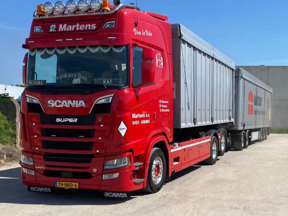 Tekno Tekno Scania Next Gen S-series hooklift  LZV combination MARTENS BV