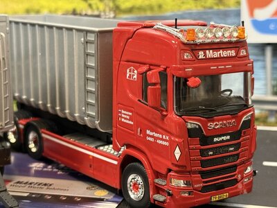 Tekno Tekno Scania Next Gen S-series hooklift  LZV combination MARTENS BV