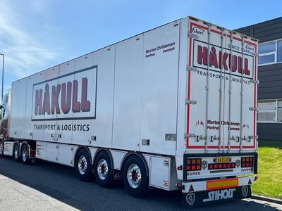Tekno Tekno Scania NGS Highline 6x2 with 3-axle box trailer MORTEN CHRISTENSEN HÅKULL