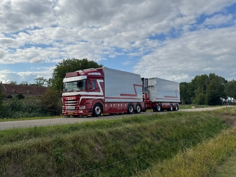 Tekno Tekno DAF XF  rigid truck with trailer + zamac opentop containers G & J VAN LEEUWEN
