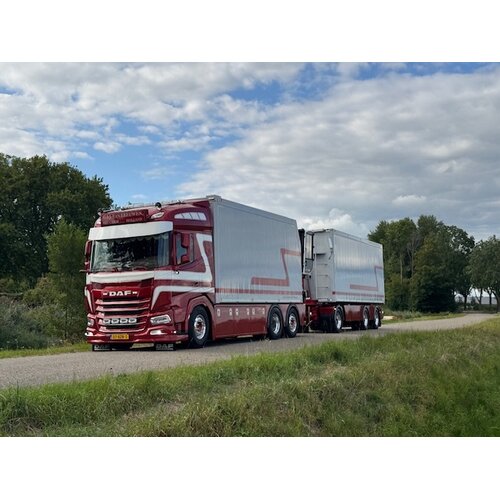 Tekno Tekno DAF XF  rigid truck with trailer + zamac opentop containers G & J VAN LEEUWEN