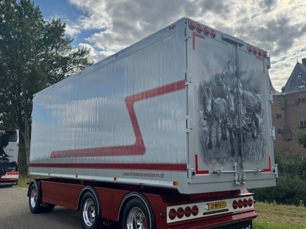 Tekno Tekno DAF XF met open bakken en laadkraan G & J VAN LEEUWEN