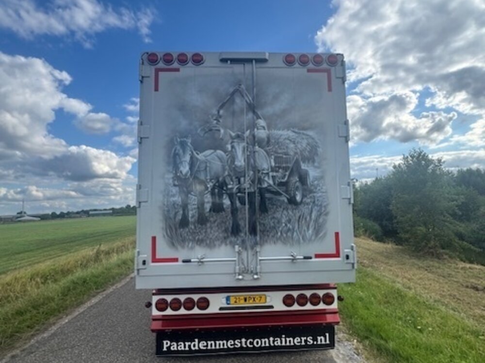 Tekno Tekno DAF XF met open bakken en laadkraan G & J VAN LEEUWEN