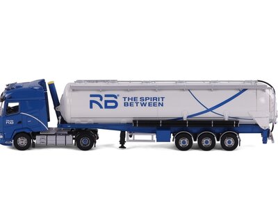 Cavallino Cavallino DAF XG 4x2 with 3-axle bulk trailer RB LOGISTICS