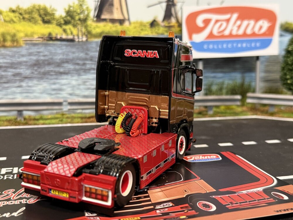 Tekno Tekno Scania NGR Highline 4x2 660 V8 BART SLUIJS TRANSPORT