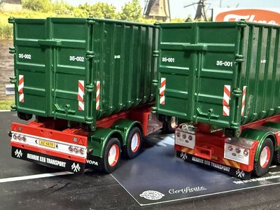 Tekno Tekno Volvo FH05 Globetrotter hooklift with trailer HENDRIK EEG