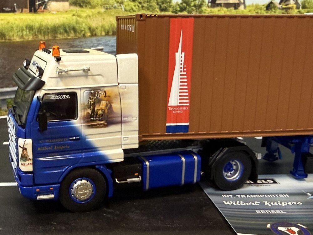 WSI WSI Scania 143H streamline met 3-as flexcontainer oplegger + 40ft. container WILBERT KUIPERS