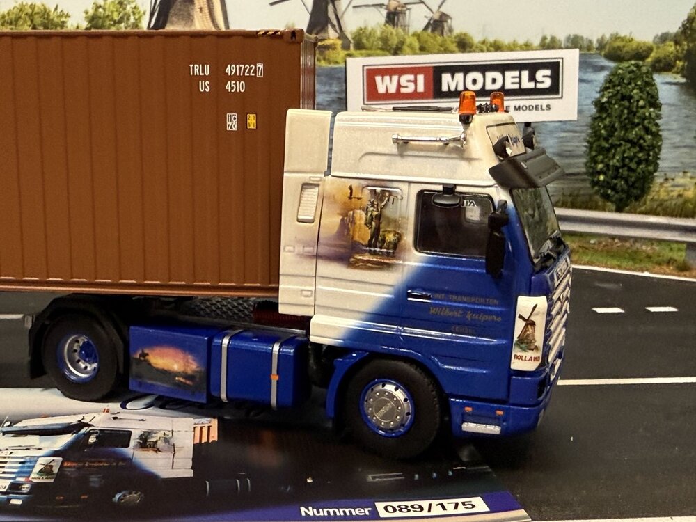 WSI WSI Scania 143H streamline met 3-as flexcontainer oplegger + 40ft. container WILBERT KUIPERS